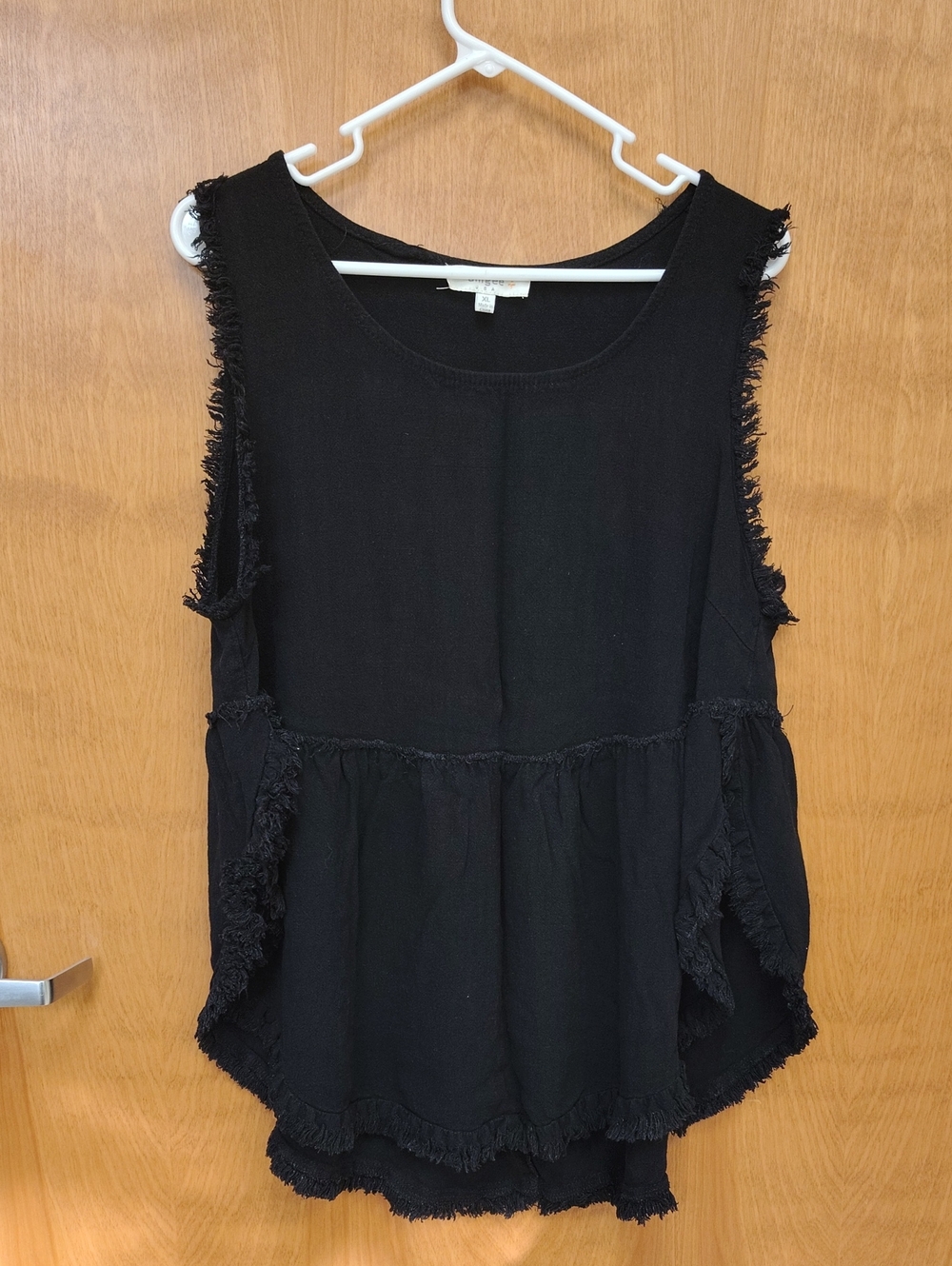 Umgee Black Sleeveless Fringe Linen Blend Tank Top